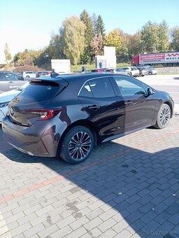 Toyota Corolla style 1.8 hybrid 103kw 2023 - 2