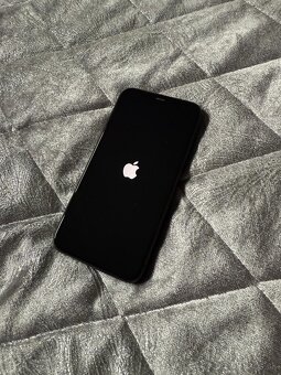 Predám Apple iPhone 11 , 128GB - 2