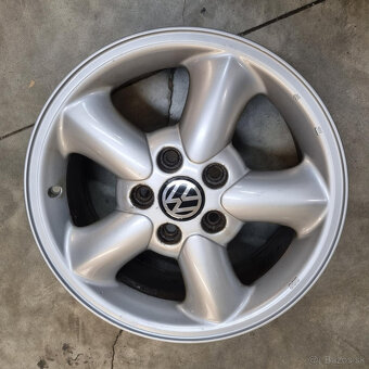 Hliníkové Volkswagen disky 5x112 R16 7J ET59 - 2