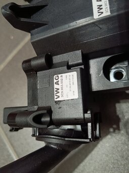 Prepínač 3C9.953.502.B - 2