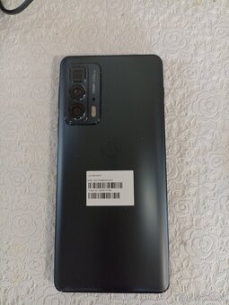 Motorola Edge 20 Pro - 2