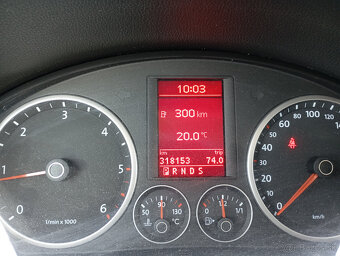Volkswagen Tiguan 2.0TDi, 103 KW Automat - 2