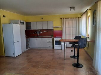 Prenájom 2-izbového bytu v širšom centre PO - 2
