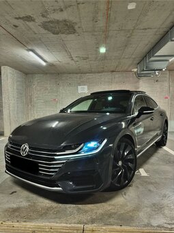 VOLKSWAGEN ARTEON R-LINE 2.0TDI 4x4 140KW - 2