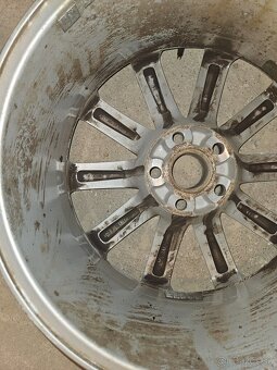 Toyota OEM 18" hlinikove disky - 2