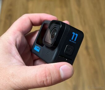GoPro 11 Black - battery charger + 4 batérie - 2