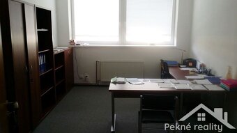 Prenájom priestorov na námestí SNP vo Zvolene - 2