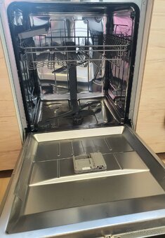 Amica MI655AG vstavaná umývačka riadu 60cm. - 2