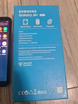 SAMSUNG J6+ - 2
