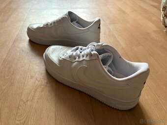 Predám tenisky Nike - 2