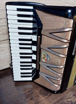 Delicia Melodia V 96 basový akordeón harmonika - 2