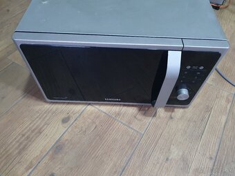 Predam Samsung MS23F MIKROVLNNÙ RURU - 2