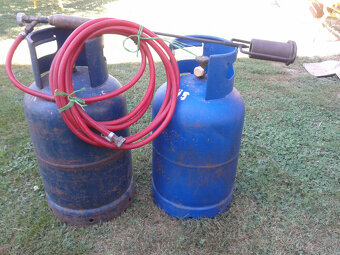 Predám 2ks PB flaše. - 2