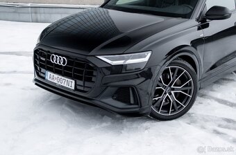 Audi Q8 - 2