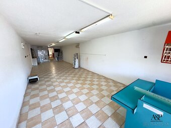 NA PREDJ RODINNÝ DOM-PODNIKATEĽSKÝ PRIESTOR, POZEMOK 826M2, - 2