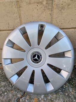Puklice Mercedes Benz R16 - 2