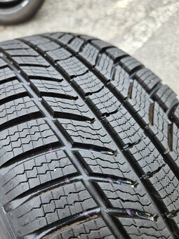 Zimní pneu Continental TS870 215/55 r17 - 2