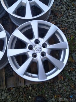 17" alu originál TOYOTA + TPMS. - 2