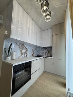 Na prenájom apartmán krátkodobo/dlhodobo so záhradou - 2