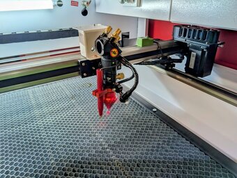 Predám CO2 laser MONOR 7050 – ako nový - 2