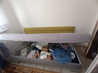 Postel s úložným priestorom - 2