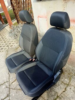 Škoda Rapid Spaceback sedačky - 2