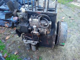predam motor zetor 3011 bez hláv s výfukom - 2