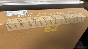 Cisco switch CBS250-24FP-4X - 2