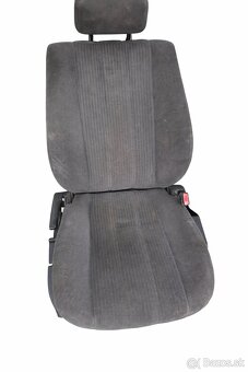 Bmw e34 predné sedacky - 2