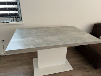 Stol jedálenský stol - 2