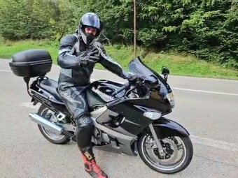 Kawasaki ZZR -600 - 2