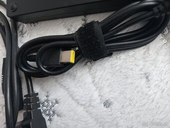 predám nabíjačku pre ntb Lenovo , hranatá koncovka 230W - 2