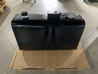 Hydraulická nádrž 150-litrová - 2