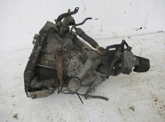 PREVODOVKA TOYOTA YARIS II 2 1.0 - 2