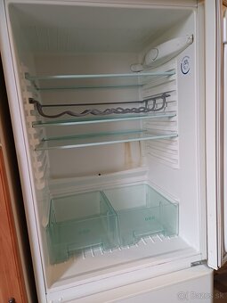 Chladnicka s mraznickou Electrolux - 2