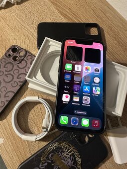 Predám Apple iPhone 13 mini 256 GB + príslušenstvo - 2