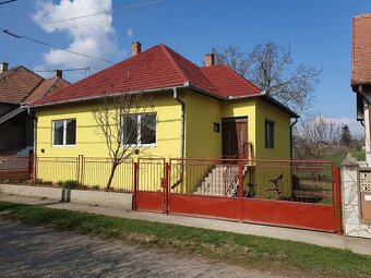 Kvalitný murovaný rodinný dom v okrese Levice - 2
