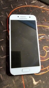 Samsung Galaxy A3 2017 - 2