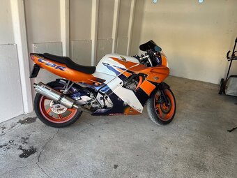 Predám honda cbr 600 F možna. výmena za auto - 2