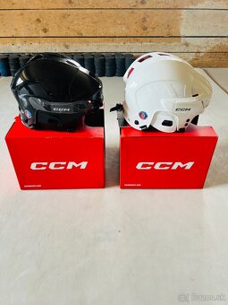 Predám hokejové prilby CCM XT20 SR nová - 2