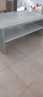 Predám konferenčný stolík 103cm krát 60cm - 2