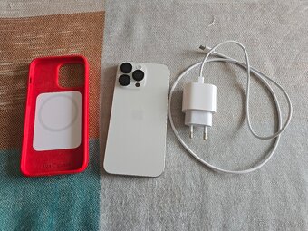 15 pro max 256gb ako novy - 2