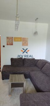 Slnečný 2-izbový byt s dvoma balkónmi na sídlisku Chrenová – - 2