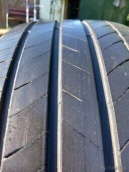Predam Letné pneu 2ks 245/45r18 - 2