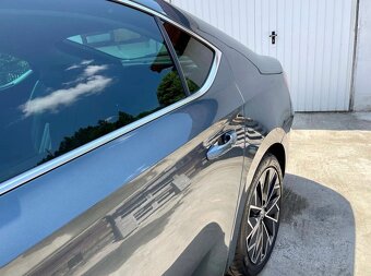 Škoda Superb 2.0 TDI, 2018, Automat - 2