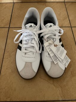 Adidas - 2