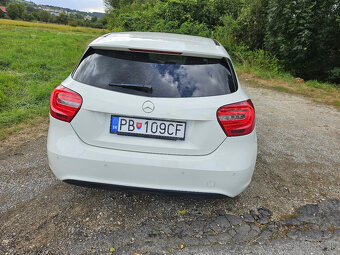 Mercedes-Benz A trieda 180 benzín ( r.v 2014 ) - 2