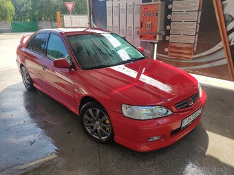 Honda accord 1,8 benzín - 2
