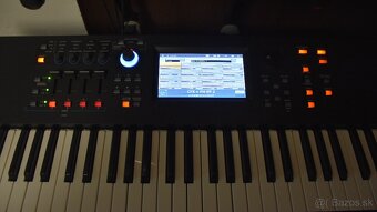 Predám synt. workstation YAMAHA MODX7+ - 2