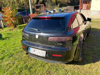 Predám Alfa Romeo 159 - 2